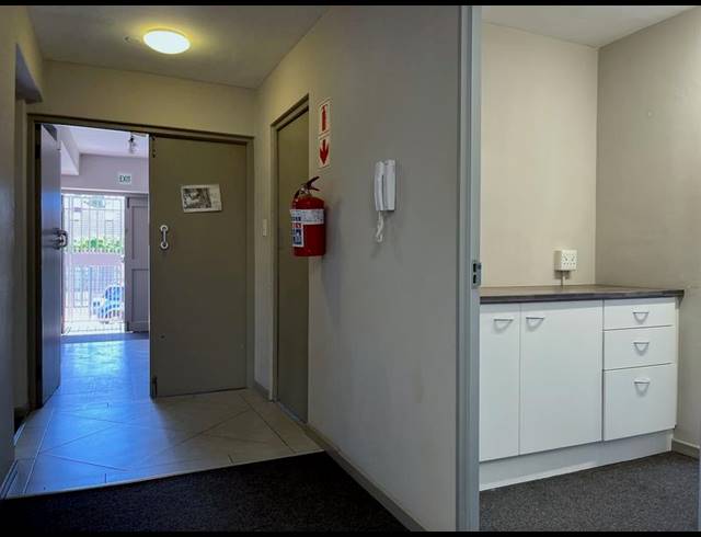 BUSINESS PROPERTY TO RENT IN WYNBERG